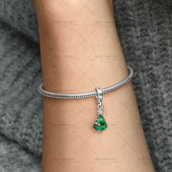 Pandora Sparkling Christmas Tree Dangle Charm - Picture 4 of 5